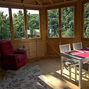 Apartment Idyllische In Zentrumsnaehe