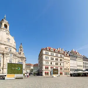 Apart Otel Neumarkt, Dresden
