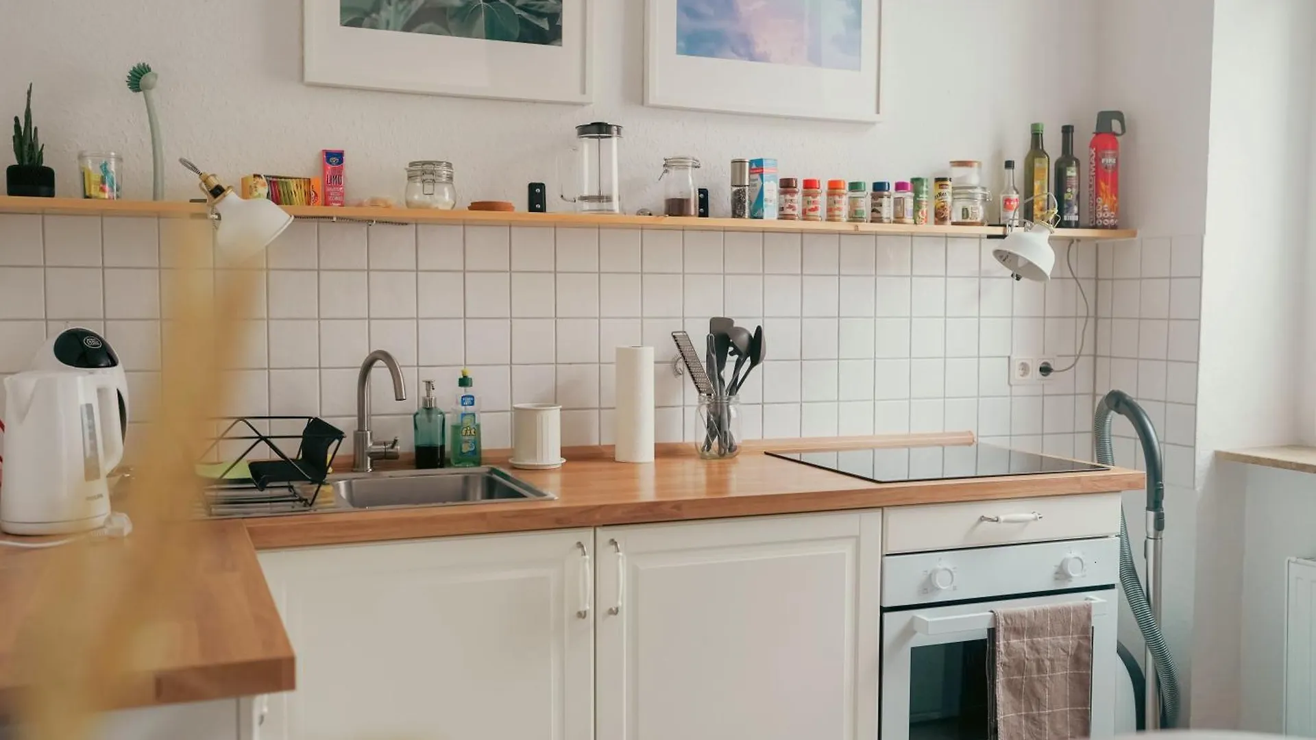Zentrale, Gemuetliche Wohnung In Dresden 0*,